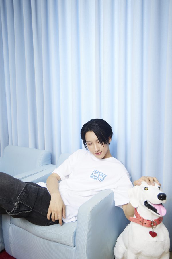 FREEZER X MAGANTA | OVERSIZED T-SHIRT WHITE